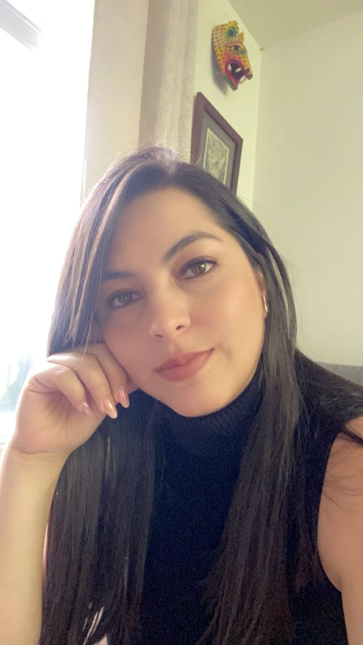 Rosana Suarez, Rocha